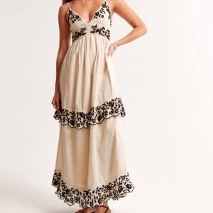 Abercrombie & Fitch Beige Maxi Dress with Black Detailing